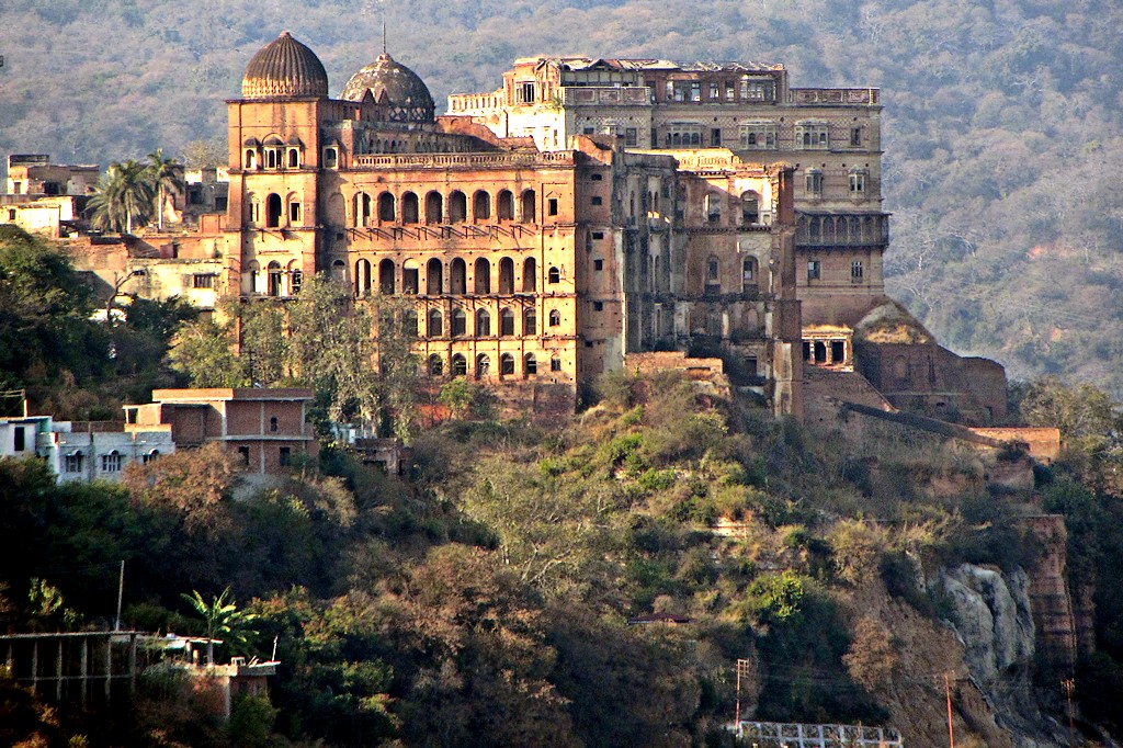 Mubarak Mandi Palace photograph